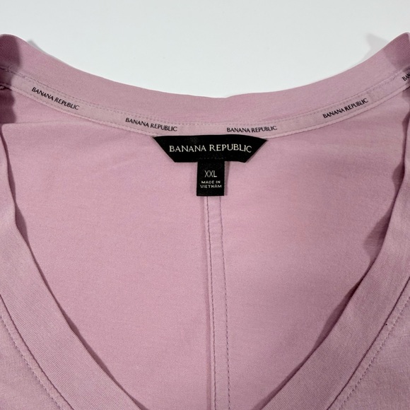 Banana Republic Mauve V-Neck Short Sleeve Top - Picture 5 of 5
